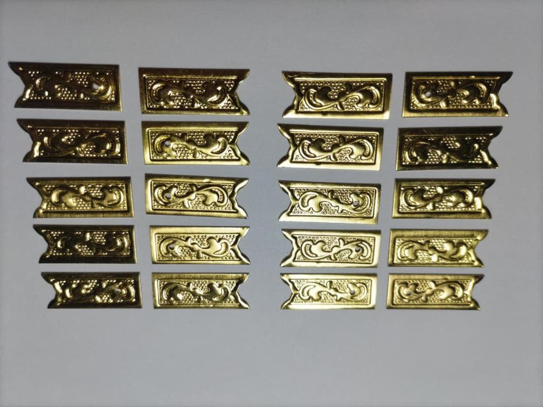 ★特別！☆26ｍｍｘ 100枚【唐草真鍮金具】 神輿、山車、祭り、飾り真鍮金具