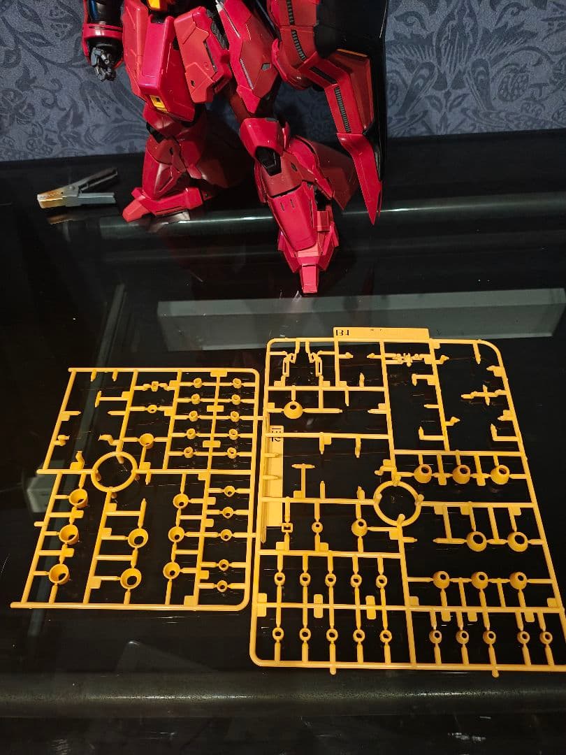 MG 1/100　サザビー　Ver.Ka　 *ジャンク