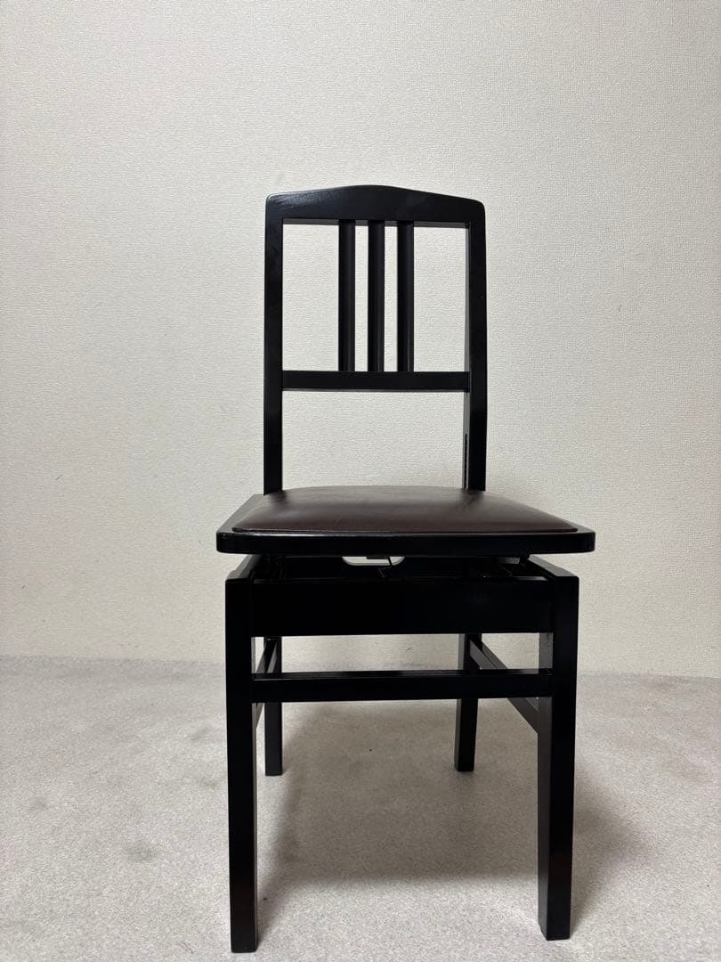 kawai トムソン椅子