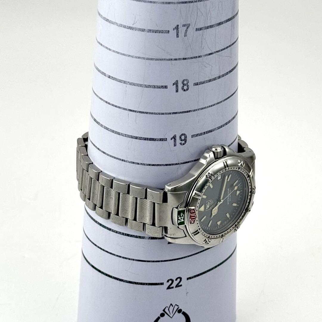 美品✨　タグホイヤー　プロフェッショナル　ブラック　WF1111 メンズ　デイト