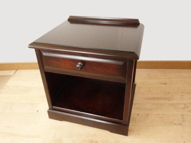 北海道民芸家具　ナイトテーブル　サイドテーブル　 再塗装済　ＵＳＥＤ