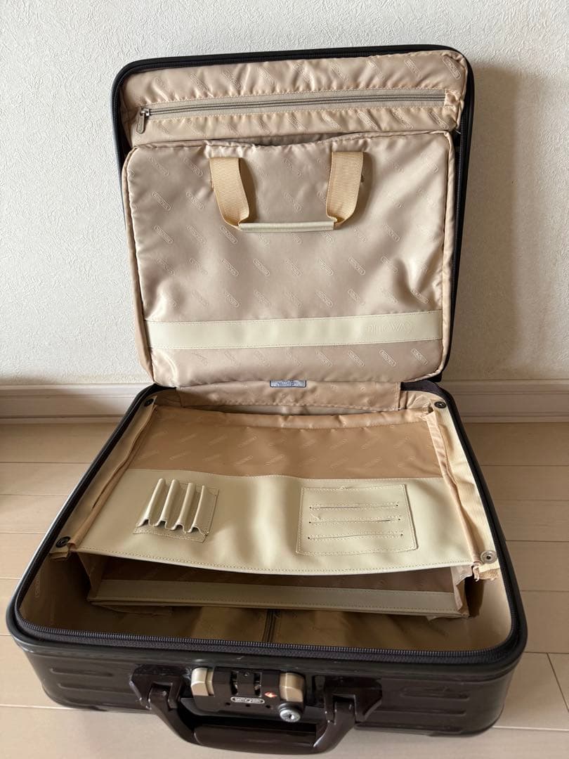 美品⭐️リモア　サルサデラックス　機内持ち込み