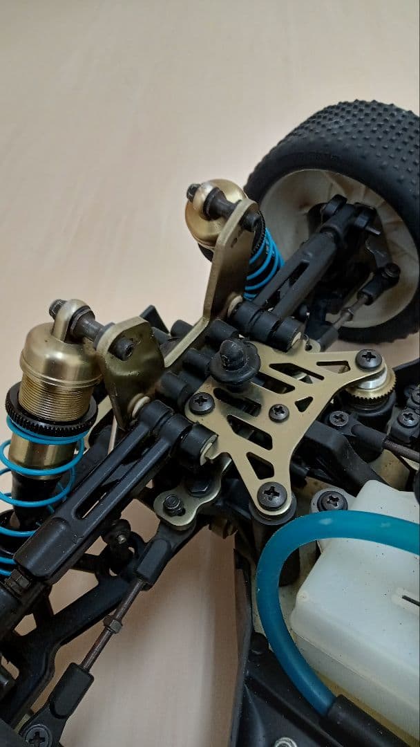 ☆Kyosho Inferno MP9 ☆プロポ☆新品ボディ☆取扱説明書付き