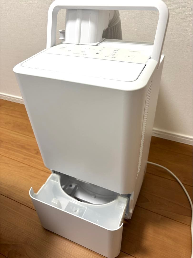 アイリスオーヤマ コンパクトクーラーICA-0301G 美品