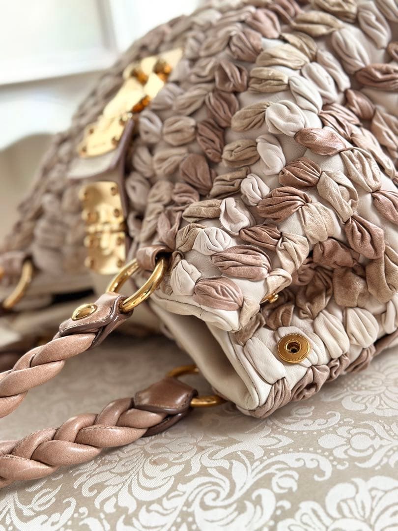 miumiu マトラッセ 2way バッグ カゴバッグ 本革ショルダーバッグ