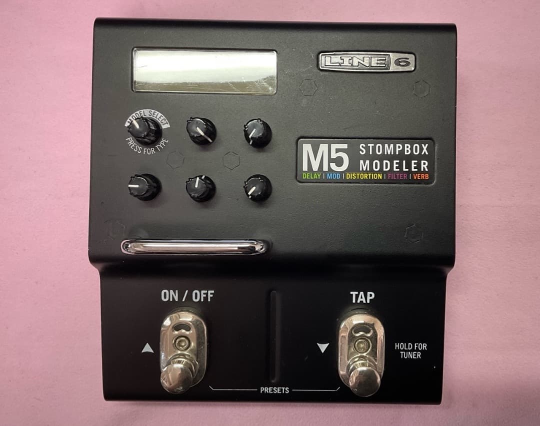ギター LINE6 M5 Stompbox Modeler