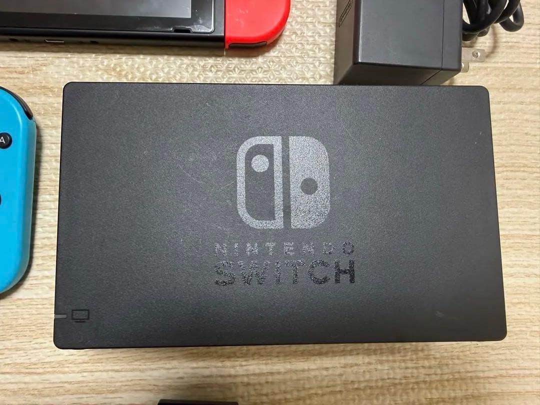 Nintendo Switch 本体 赤・青 Joy-Con 付属品あり