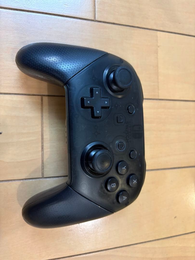 Nintendo Switch 本体 + プロコントローラー