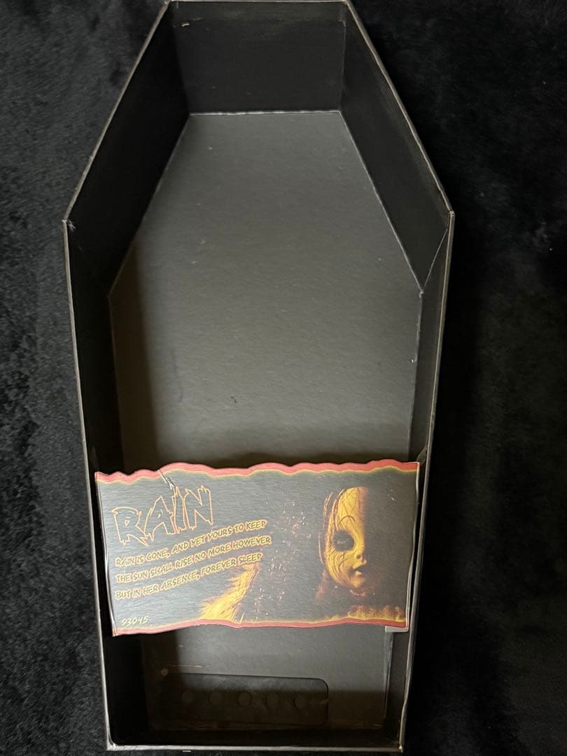 中古 LIVING DEAD DOLLS RAIN