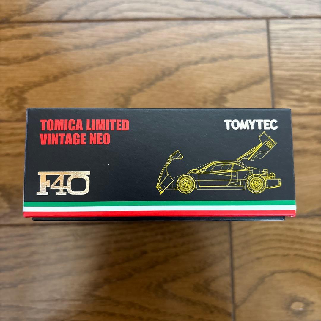 トミカリミテッドヴィンテージ ネオ F40 2台セット