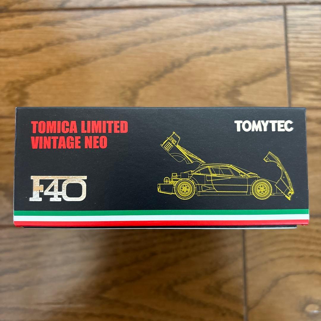 トミカリミテッドヴィンテージ ネオ F40 2台セット