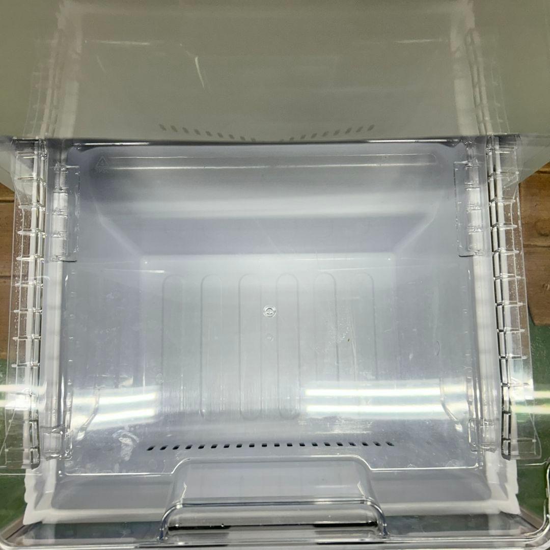 694 SHARP　冷蔵庫　小型　一人暮らし　200L弱　極美品　洗濯機も有