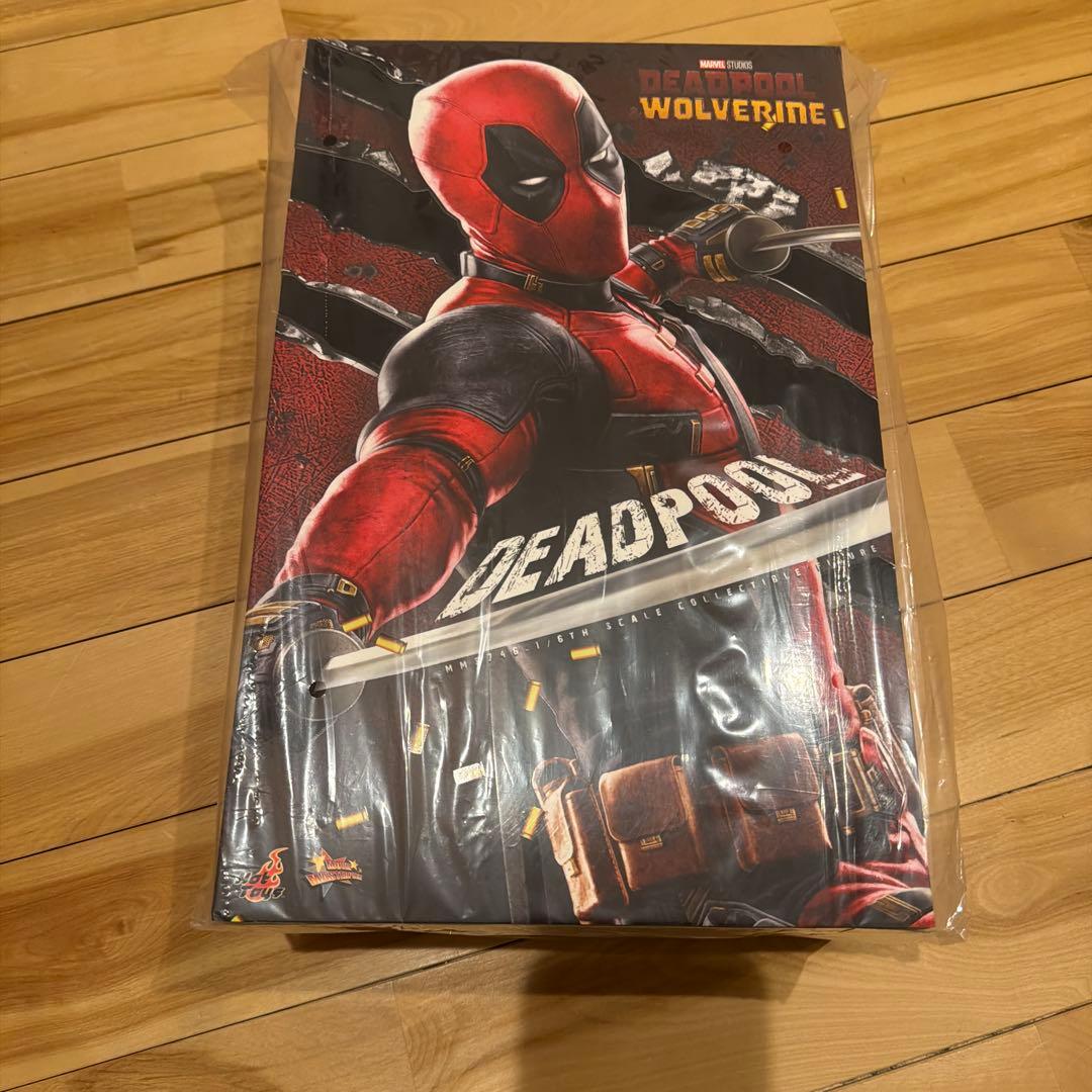 【新品未開封】ホットトイズ 1/6 デッドプール通常.ver MMS746
