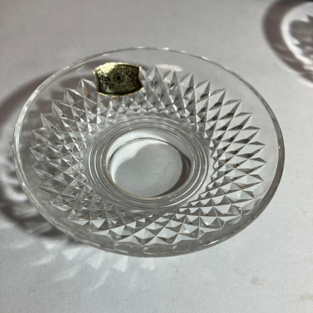 ベルギー王室御用達名門ガラス会社のカッティングガラス盃３点（日本の三ッ重盃？）