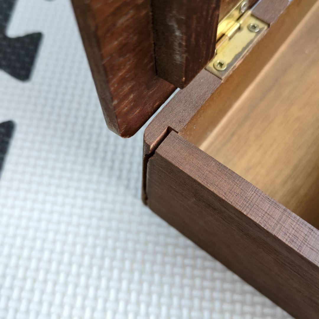 WACHI FIELD ダヤン彫刻付木製収納箱