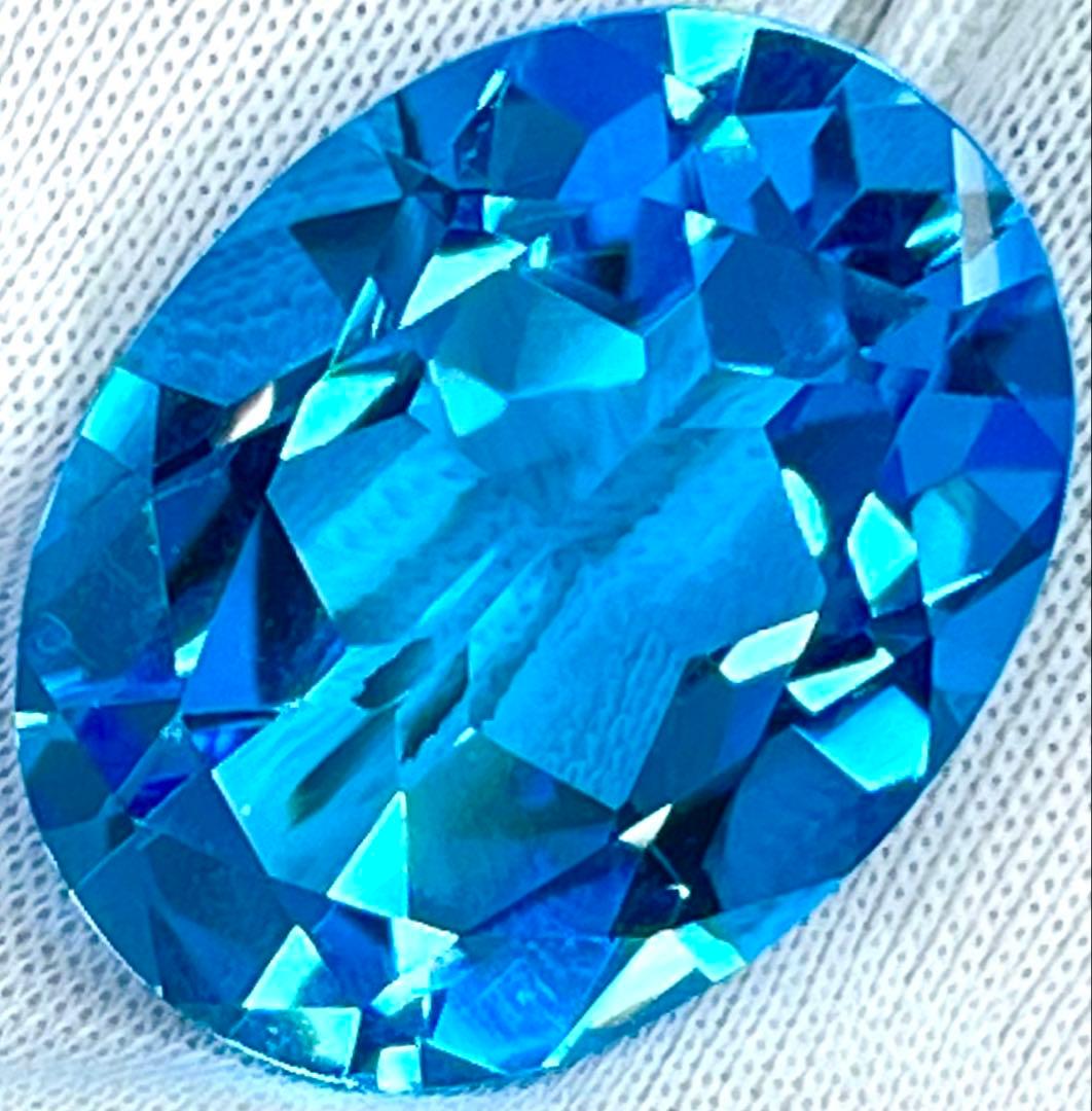 宝石ルース　【全てがNo1高品質】天然スイスブルートパーズ20.3カラット 鑑付