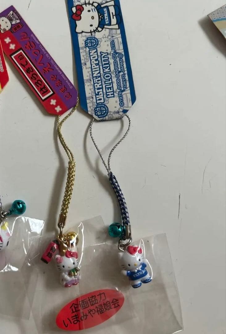 ハローキティ　ご当地キティ　根付けストラップ　まとめて20個