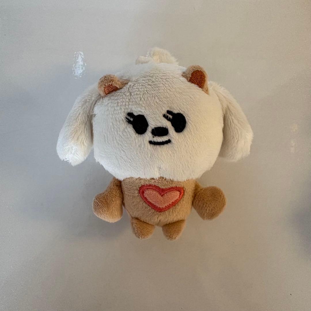 txt バムグッ プルバトゥ キーリング 公式