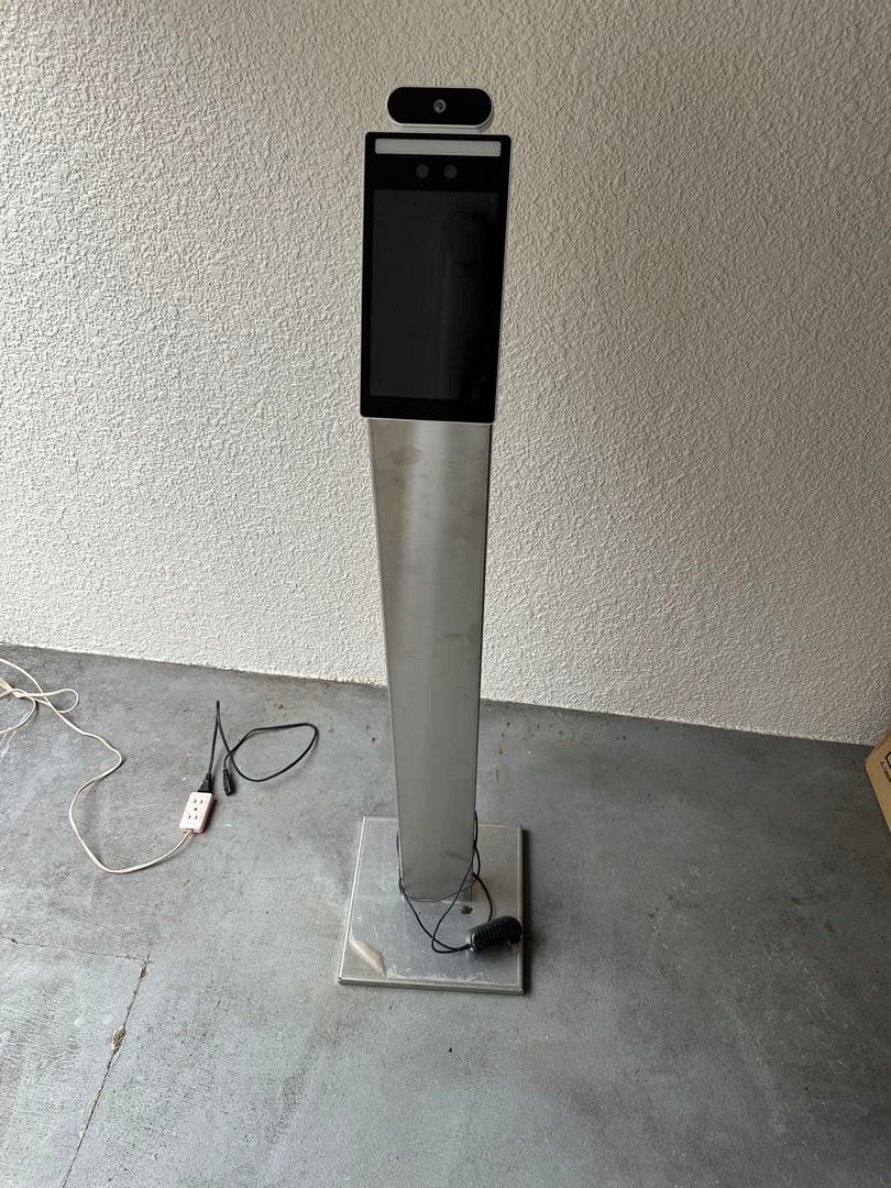 検温機　スタンド型タブレット 大画面ディスプレイ