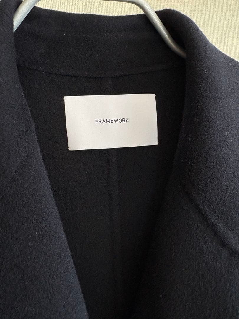 【新品未使用】25.12.22購入FRAMeWORK ダブルブレストコート 38