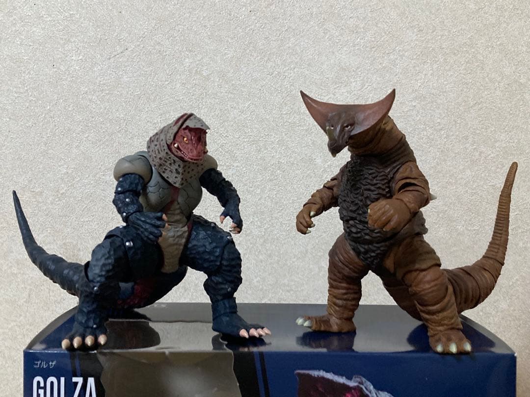 S.H.Figuarts　ゴルザ　ゴモラ