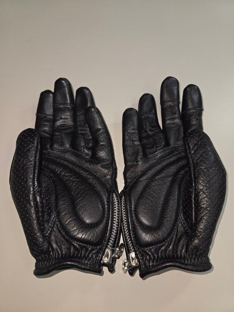 ROARS ORIGINAL　パンチングメッシュグローブ