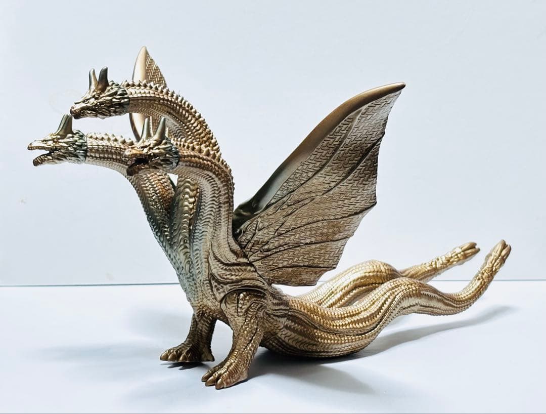 バンダイ USJ限定 キングギドラ ソフビ フィギュア ゴジラ エヴァンゲリオン