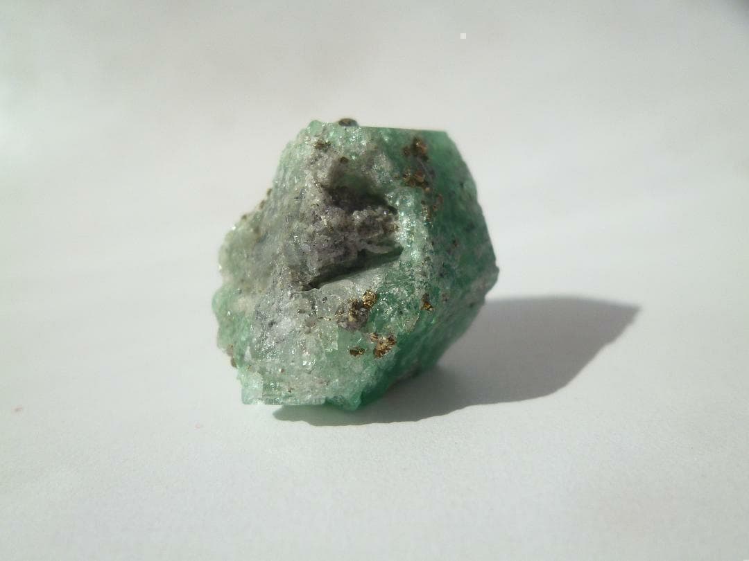 コロンビア産 エメラルド ベリル パイライト 鉱物標本 原石