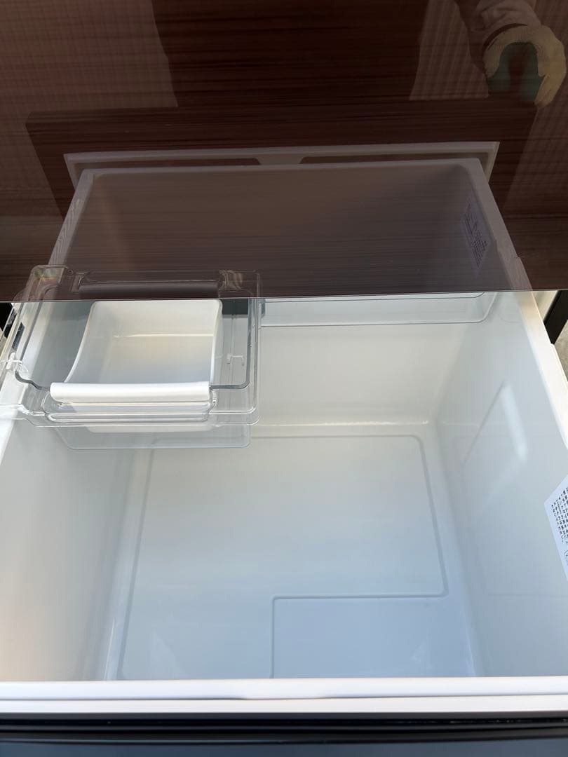 Hisense 3ドア冷蔵庫　HR-G2801BR