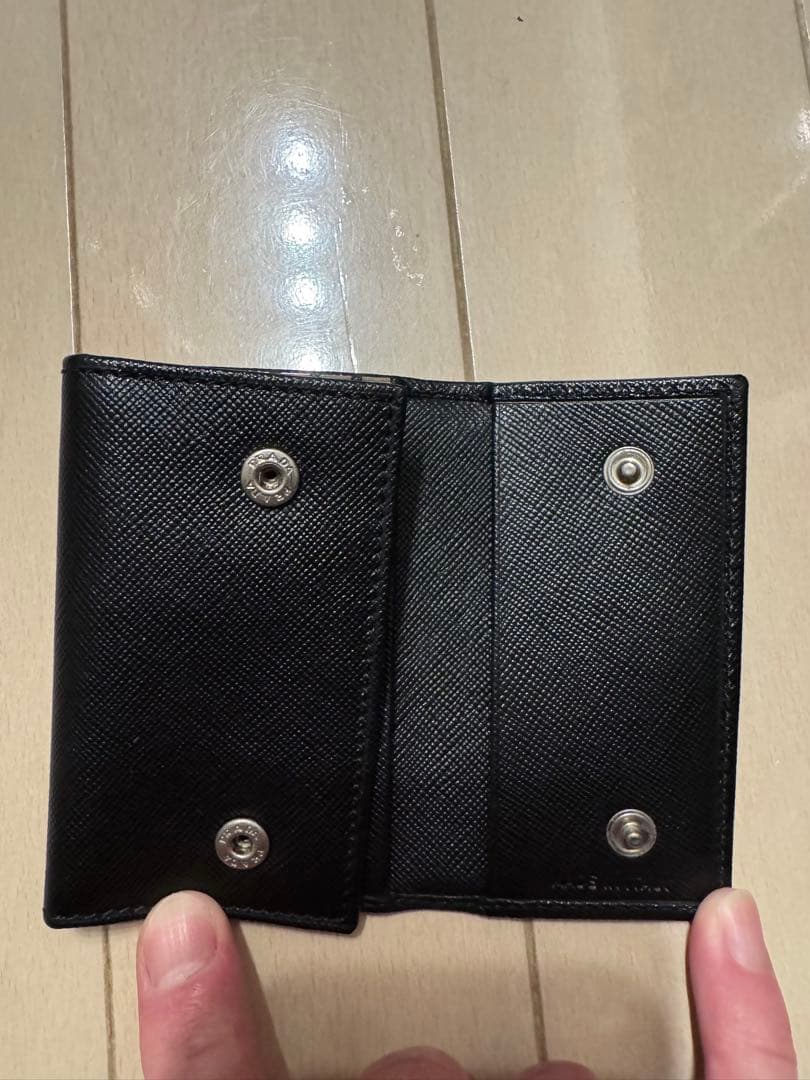 プラダ　6連キーケース　トライアングルロゴ　ナイロン　レザー　黒　ユニセックス