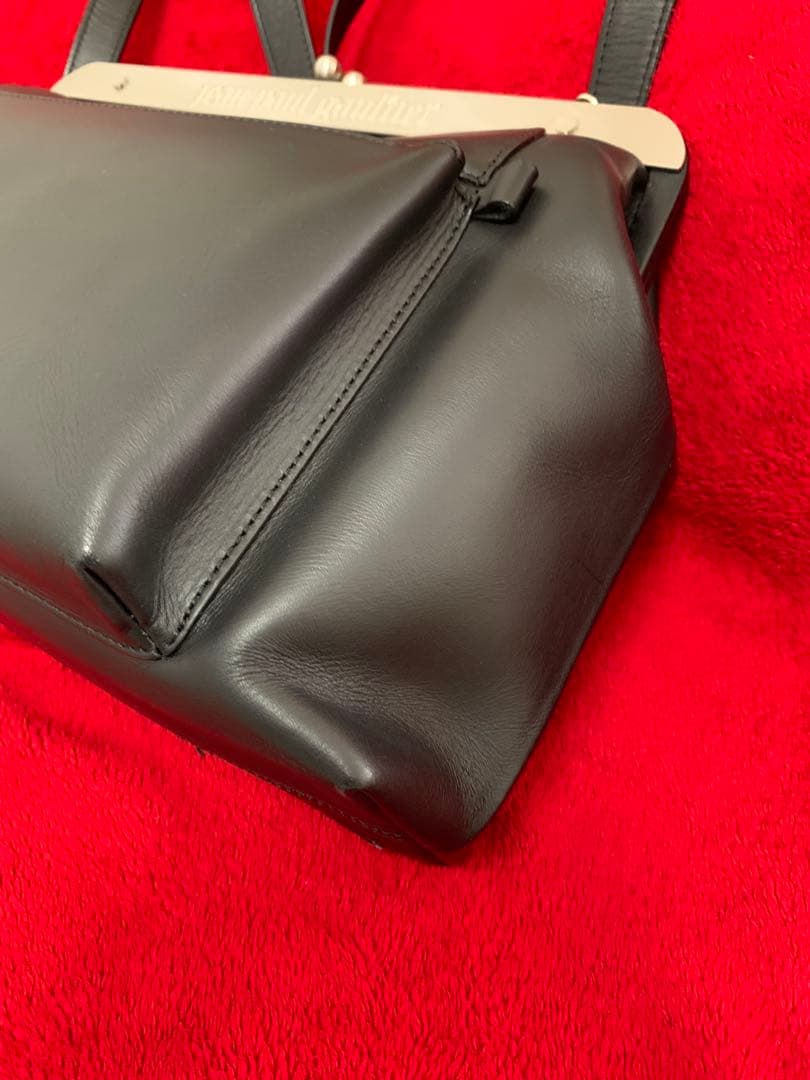 瑠衣　Jean Paul Gaultier 廃盤美品がま口バッグブラック