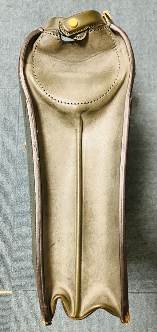 【極美品】万双 ダレスバッグ ビジネスバッグ 二つマチ ダークグリーン 深緑