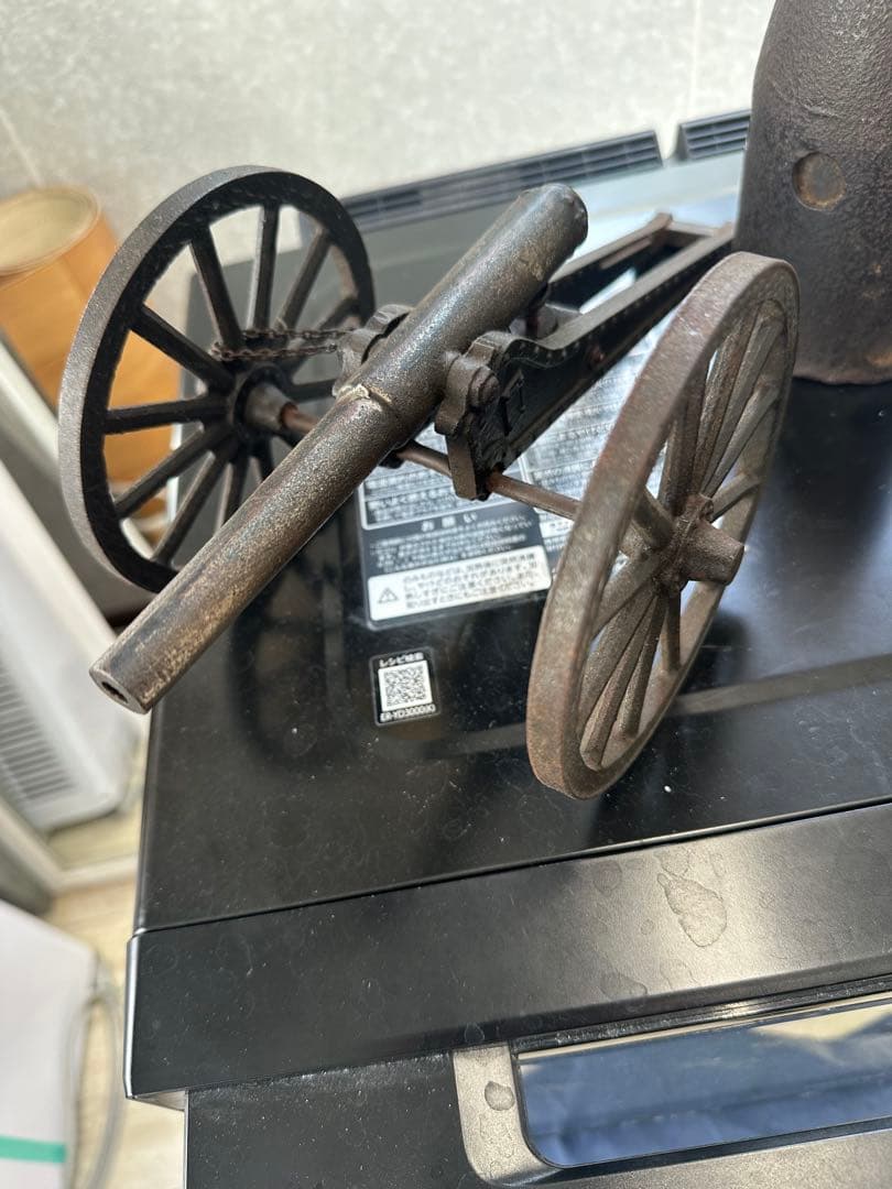 四斤山砲　榴弾　大砲　日本軍　戊辰戦争　西南戦争　明治維新　幕末　珍品