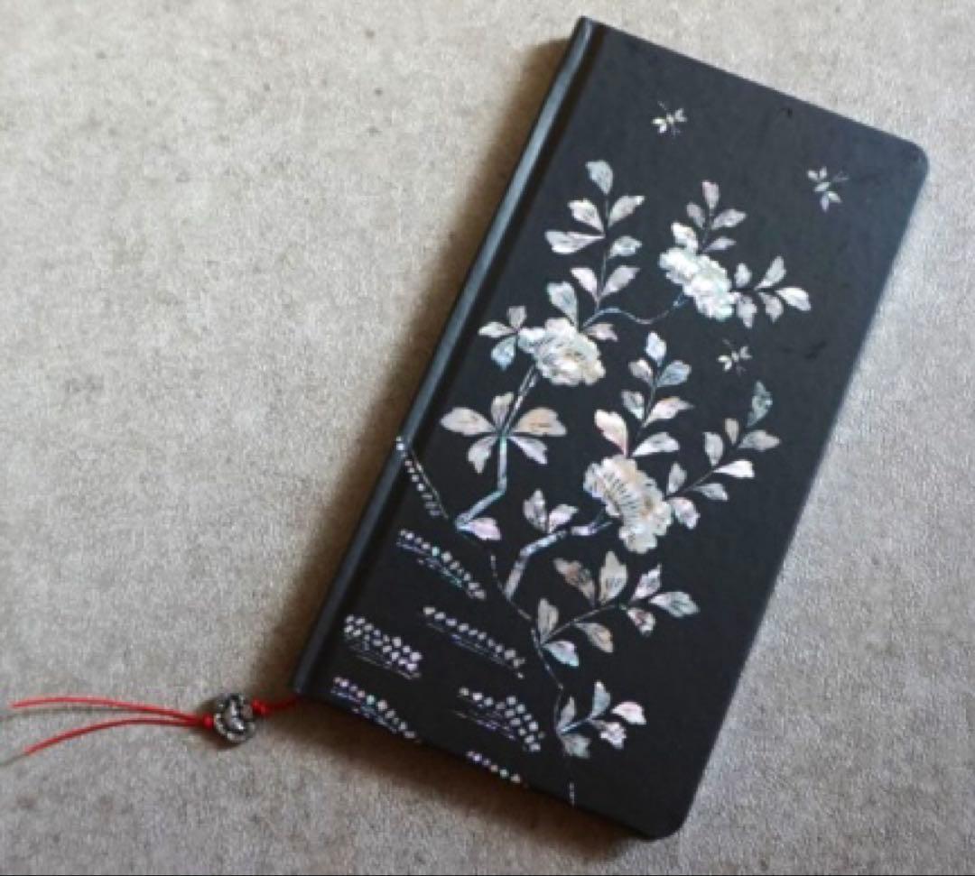 【新品】韓国国立博物館　螺鈿柄　メモ帳　手帳　韓国伝統工芸品　希少品　2冊セット