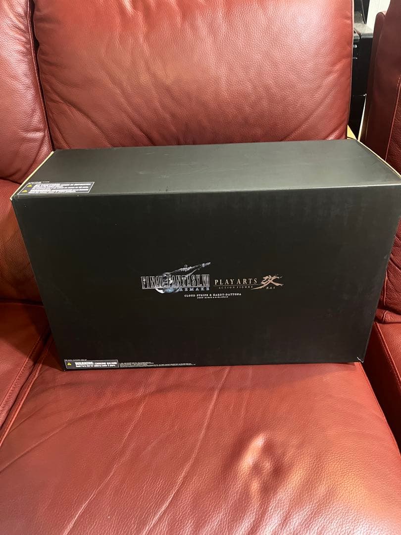 PLAY ARTS改 プレイアーツ 改クラウド・ストライフ＆ハーディ=デイトナ