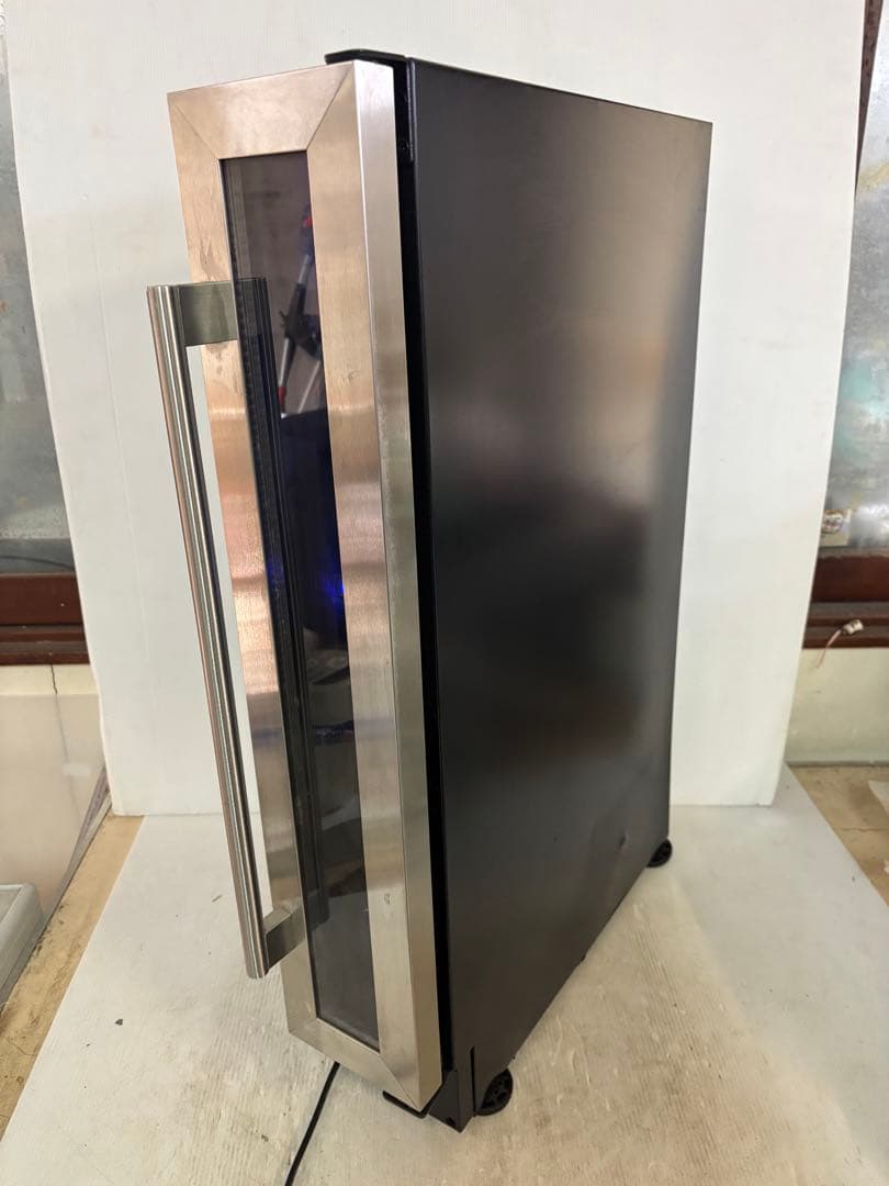 ドメティック　ST7L ワインセラー