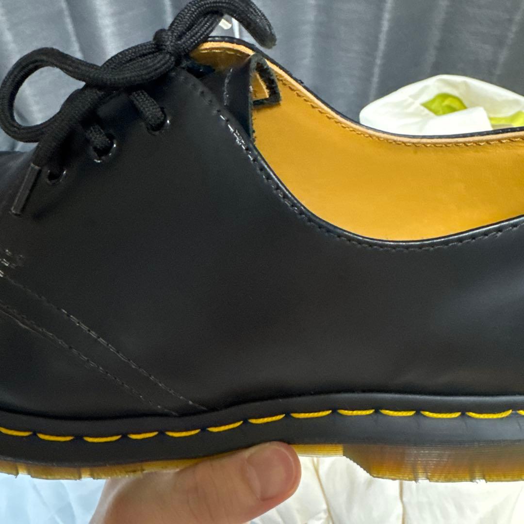Dr. Martens 3ホール