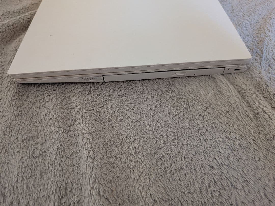 NEC LAVIE N1535/A Ryzen3/8GB/256GB 現状品