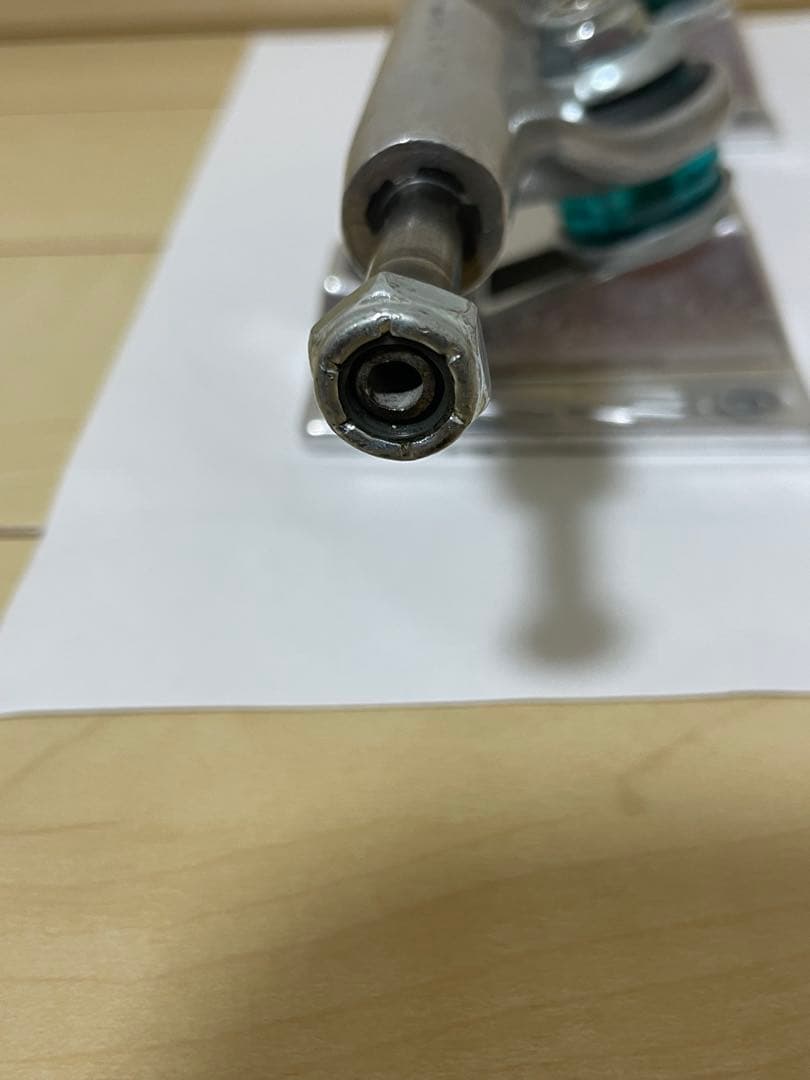 #＊＊様　サンダー　トラック　2個セット