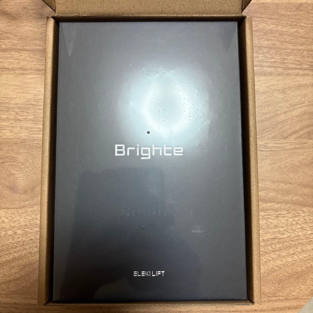 新品正規品　Brighte 美顔器 リフトアップ エレキリフト