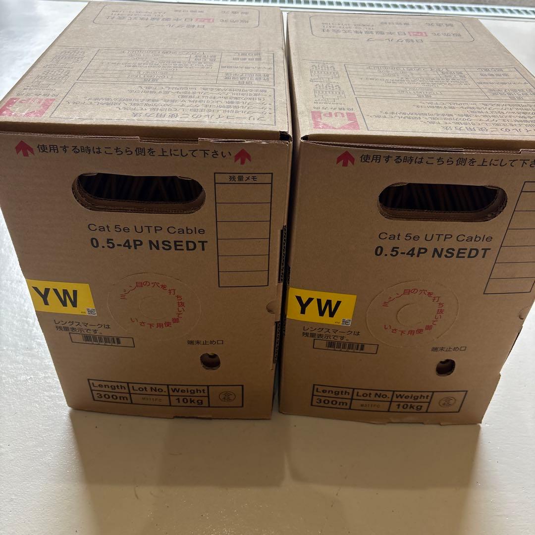 Cat 5e UTPケーブル 300m 4対 10kg 二箱