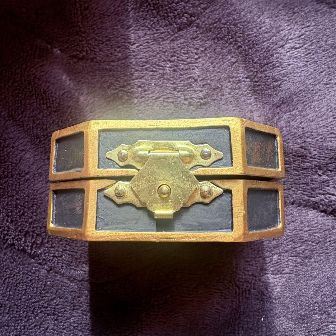 パイレーツ・オブ・カリビアン　コンパス&宝箱&腕時計