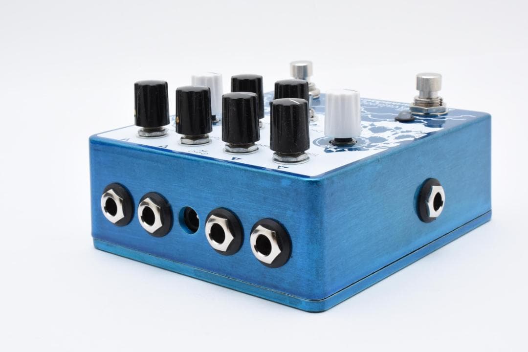 新品 EarthQuaker Devices Avalanche Run V2