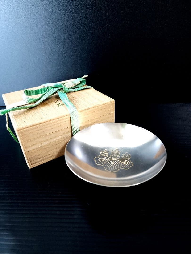 純銀 盃 内閣 131.6g 造幣局製 銀盃 純銀 1000 箱付