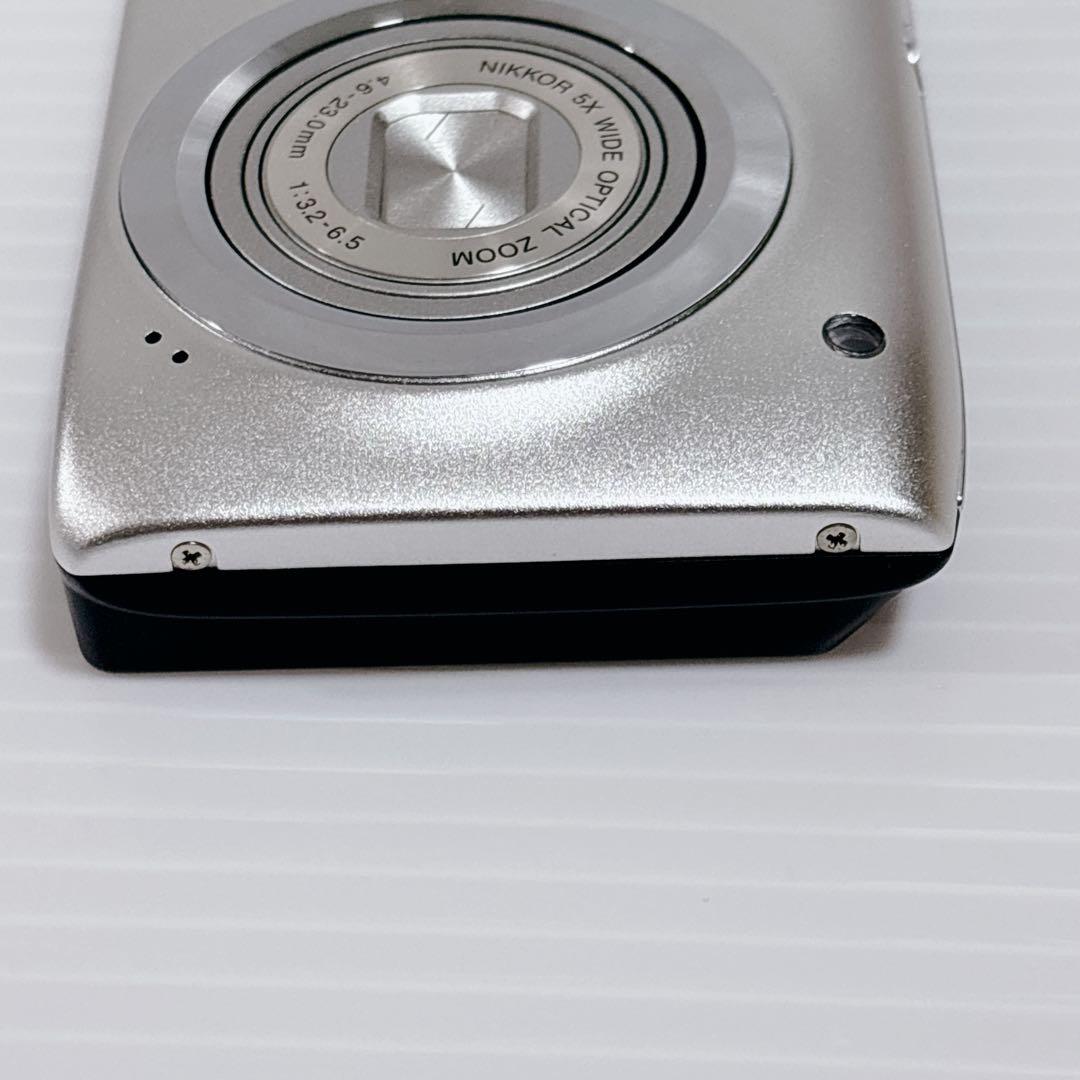 Nikon COOLPIX A100 コンパクトデジタルカメラ 動作品 デジカメ