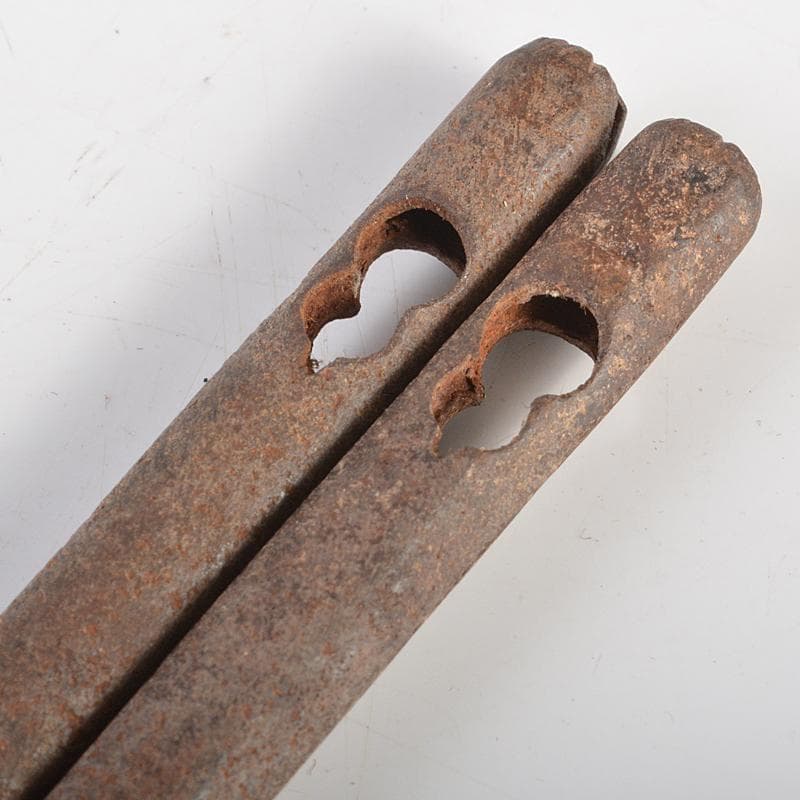 茶道具　釜師　庄司儀兵衛作　鉄製　瓢箪透火箸　共箱　V　R7201