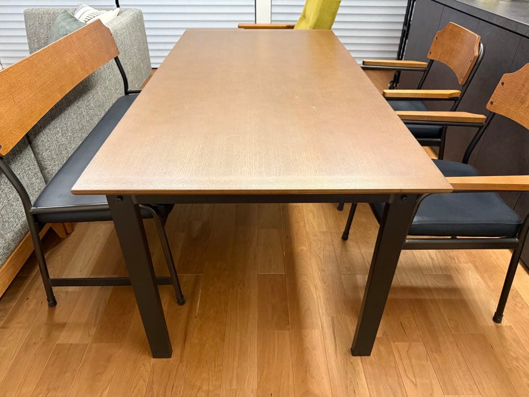 unico ウニコ　ダイニングテーブルと椅子セット