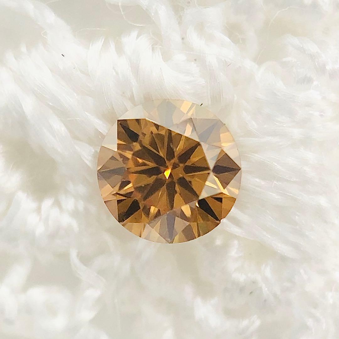 アクセサリー 0.162ct F.D.Brownish Yellow Orange SI-2