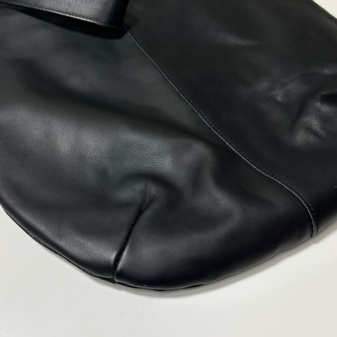 KURASHI&Trips本革トート黒A4可軽量肩掛け36cm美品人気定番