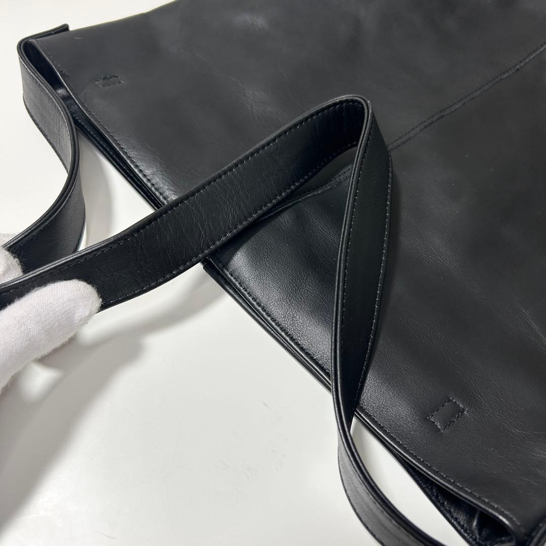 KURASHI&Trips本革トート黒A4可軽量肩掛け36cm美品人気定番